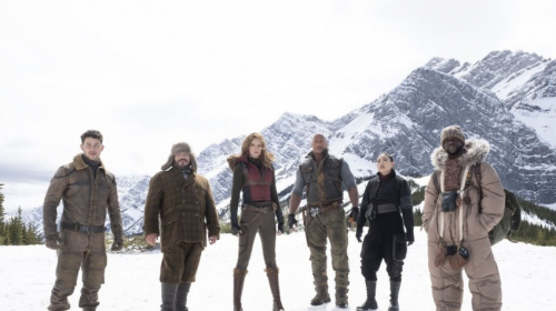 Обзор фильма «Джуманджи: Новый уровень». Деды выживали Обзор фильма «Джуманджи: Новый уровень». Деды выживали